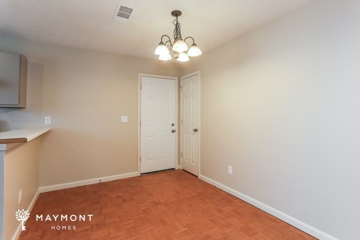 151 Marians Way - Photo 7 of 15