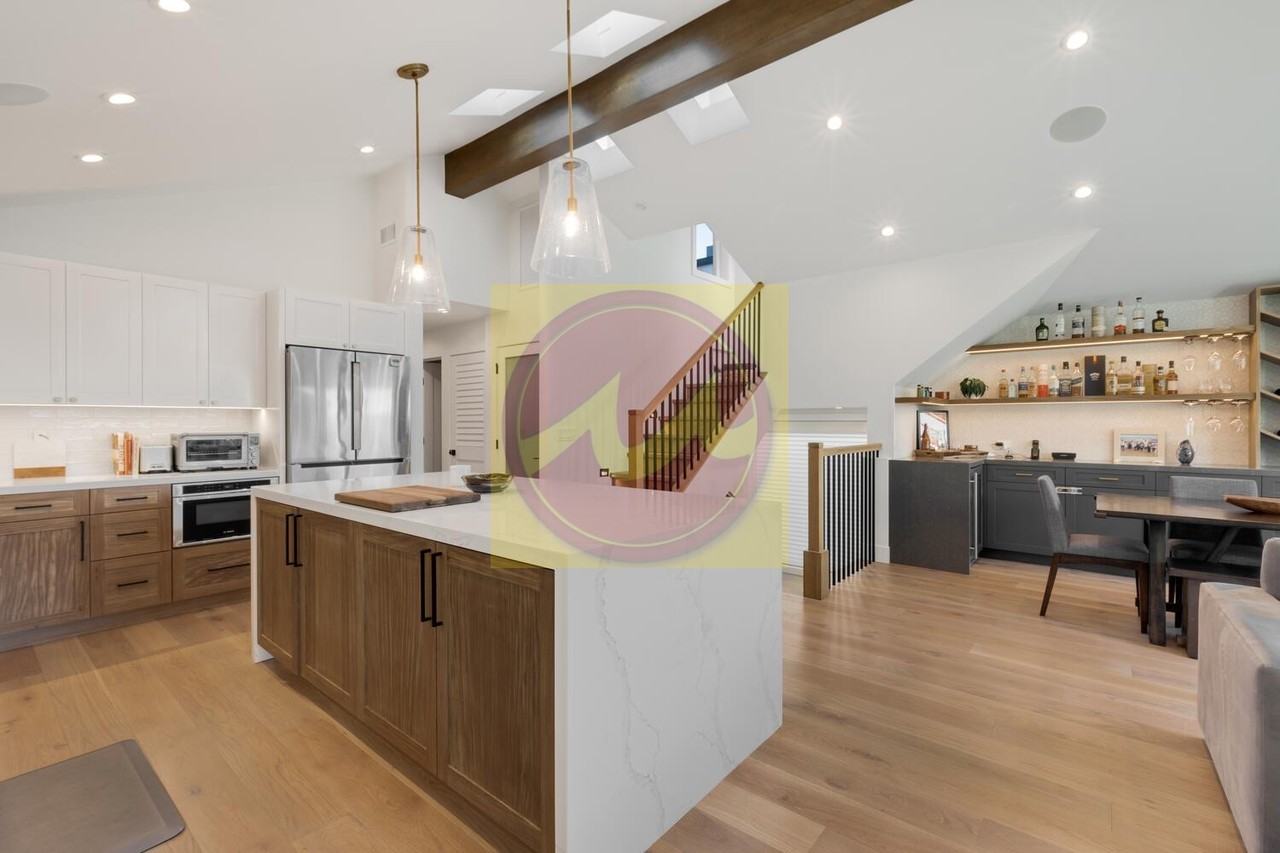 248 34th Street - Photo 4 of 24