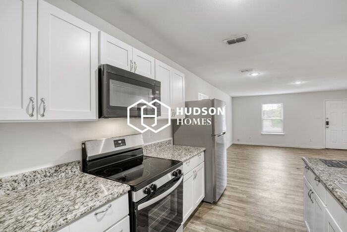 1123 Chappell St - Photo 6 of 14