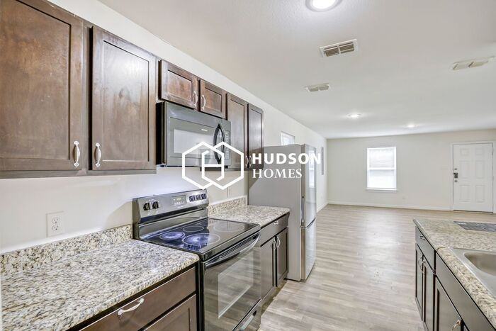 2115 Victory St - Photo 6 of 14