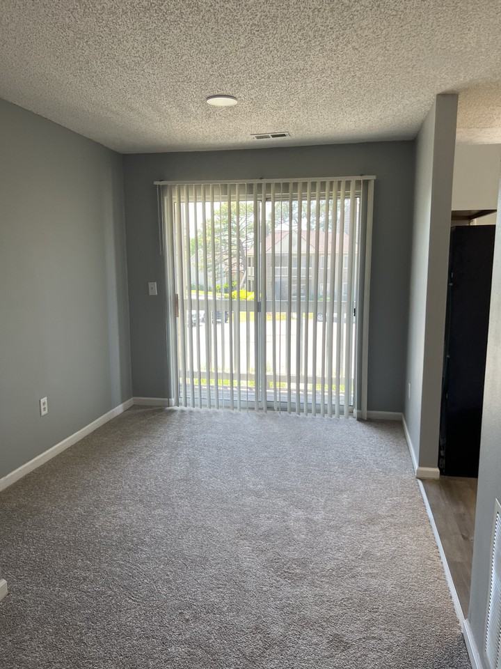 280 Myrtle Greens Dr #H - Photo 3 of 7