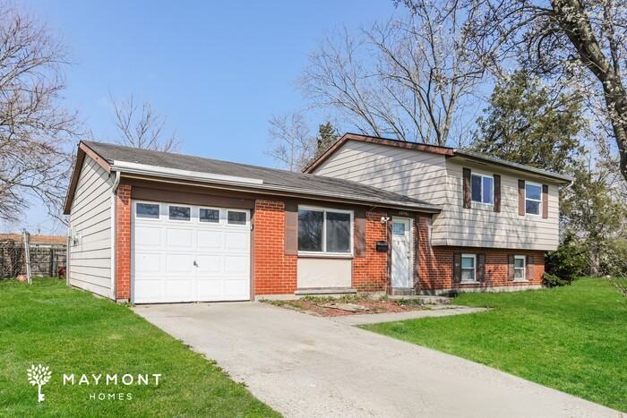 10941 Sprucehill Dr - Photo 2 of 3