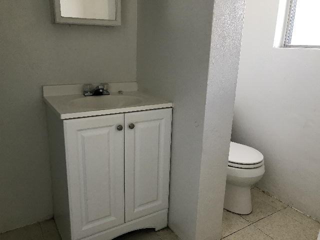 2745 Kapiolani Blvd - Photo 4 of 5