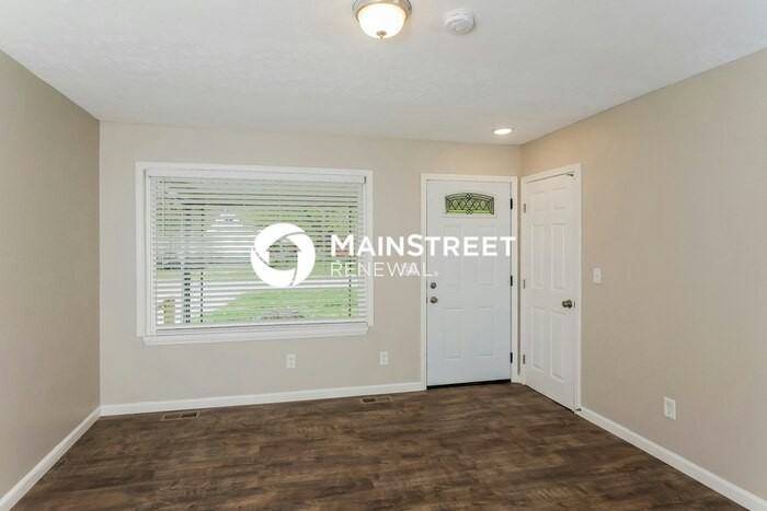 7012 Irewick Way - Photo 6 of 17