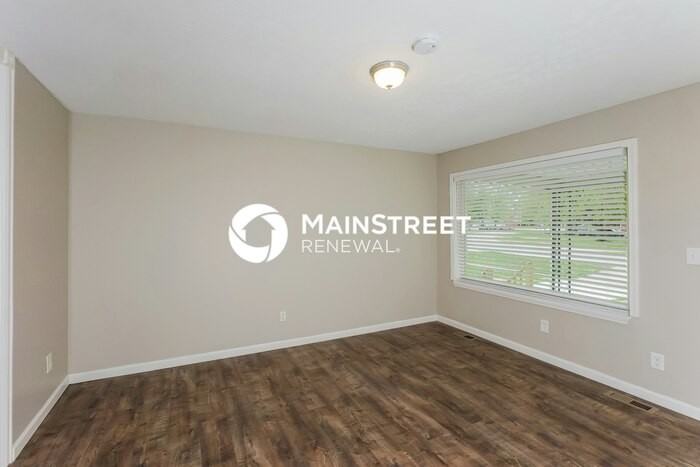 7012 Irewick Way - Photo 7 of 17