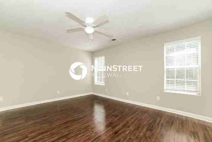 3382 Homeward Trl - Photo 5 of 17