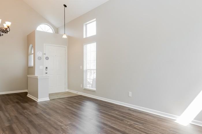 217 Hunters Chase Dr - Photo 5 of 15