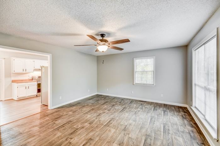 25 Moss Rock Cir - Photo 3 of 11