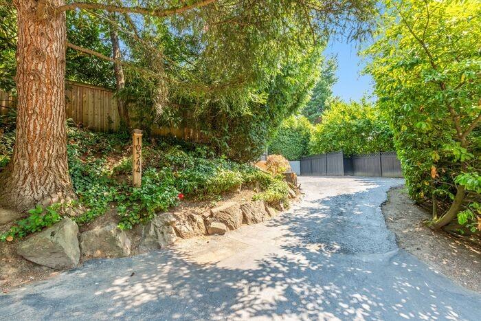 10544 Alton Ave Ne - Photo 5 of 50