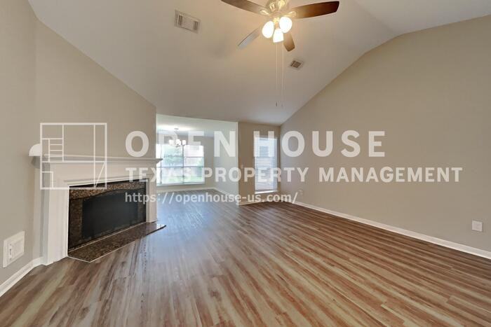 19018 Oakway Dr - Photo 5 of 22