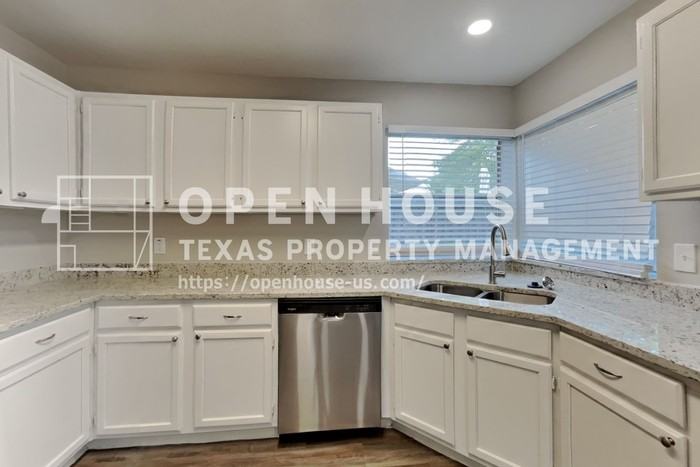 19018 Oakway Dr - Photo 6 of 22