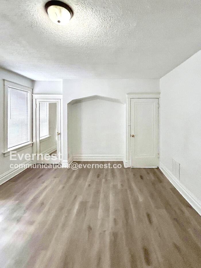 4126 Minnesota Ave #2F - Photo 5 of 23