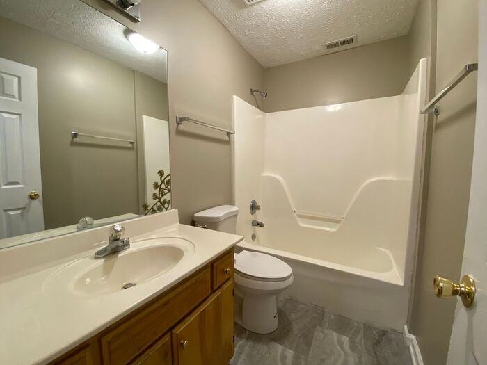 624 Toshas Ct - Photo 7 of 32