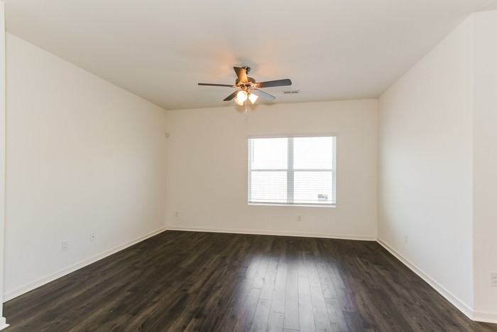 5740 Timber Leaf Loop - Photo 4 of 15