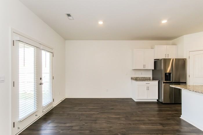 5740 Timber Leaf Loop - Photo 6 of 15