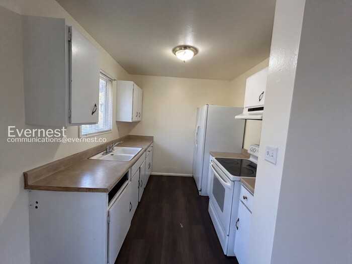 1456 Bonita Dr - Photo 4 of 16