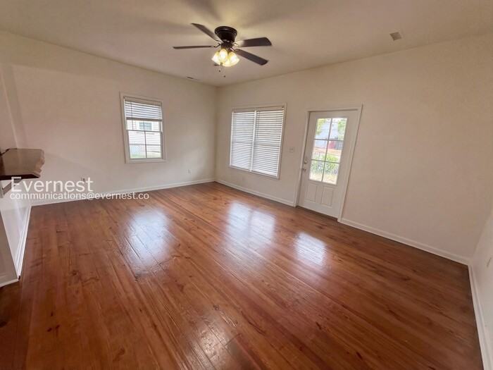 506 Alpha St S - Photo 5 of 22