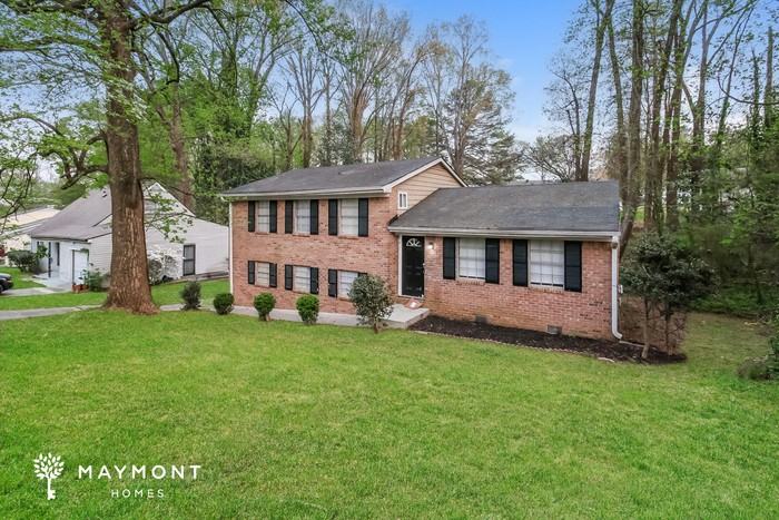 2890 Jerome Rd - Photo 2 of 4