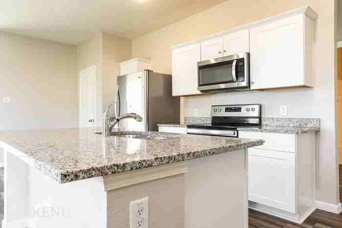 6612 Charleston Dr - Photo 4 of 18