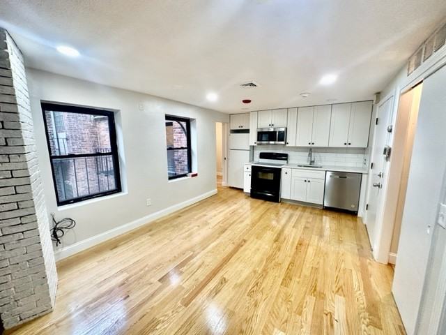 25 Fleet St #3 - Photo 2 of 8