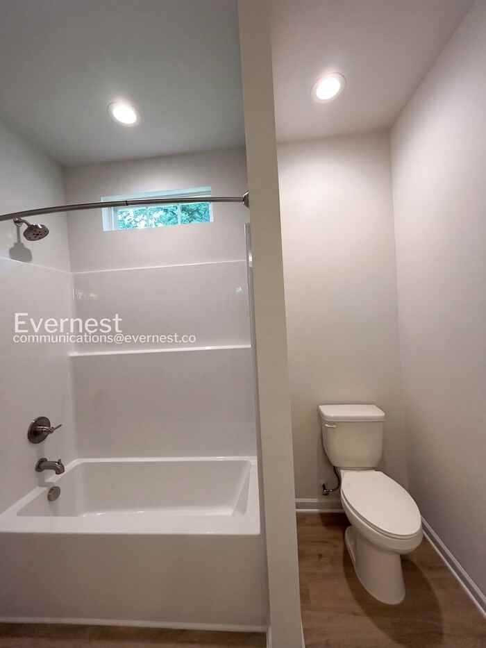 1808 Hemlock Ave - Photo 6 of 16