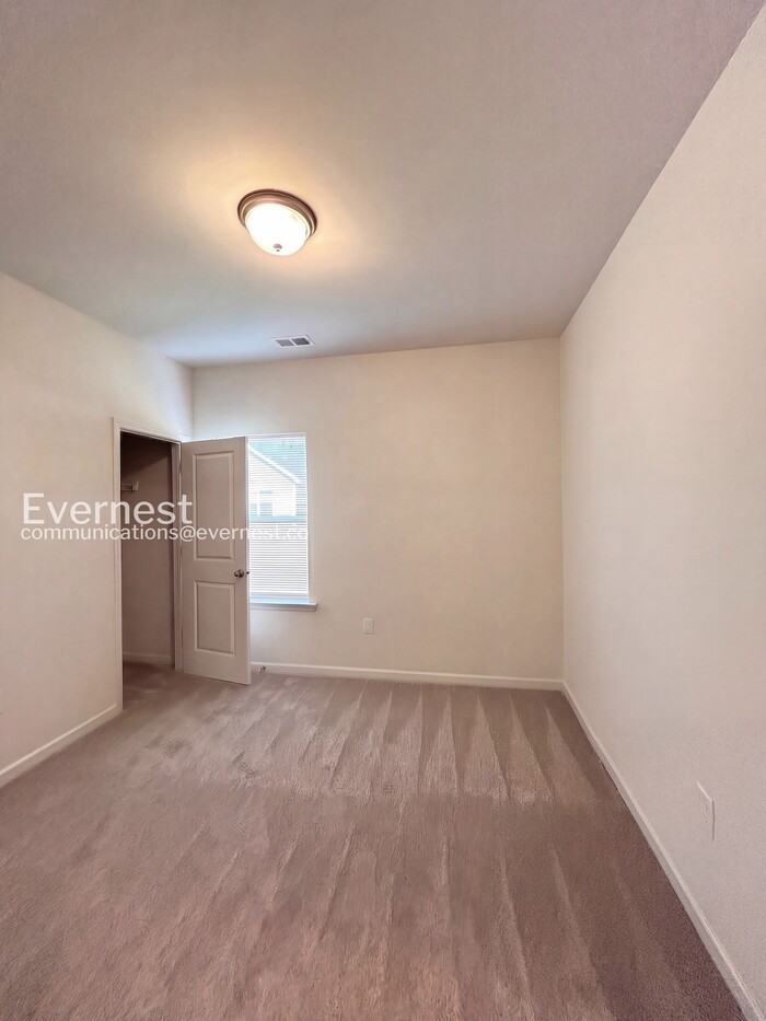 1808 Hemlock Ave - Photo 7 of 16