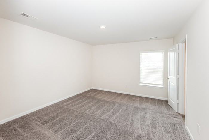 220 Bowery Breeze Way - Photo 6 of 12