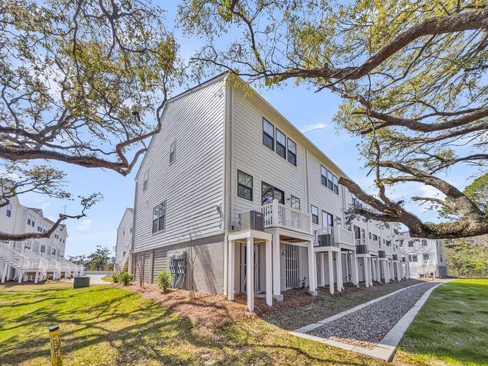 4275 Ohear Ave #306 - Photo 3 of 27