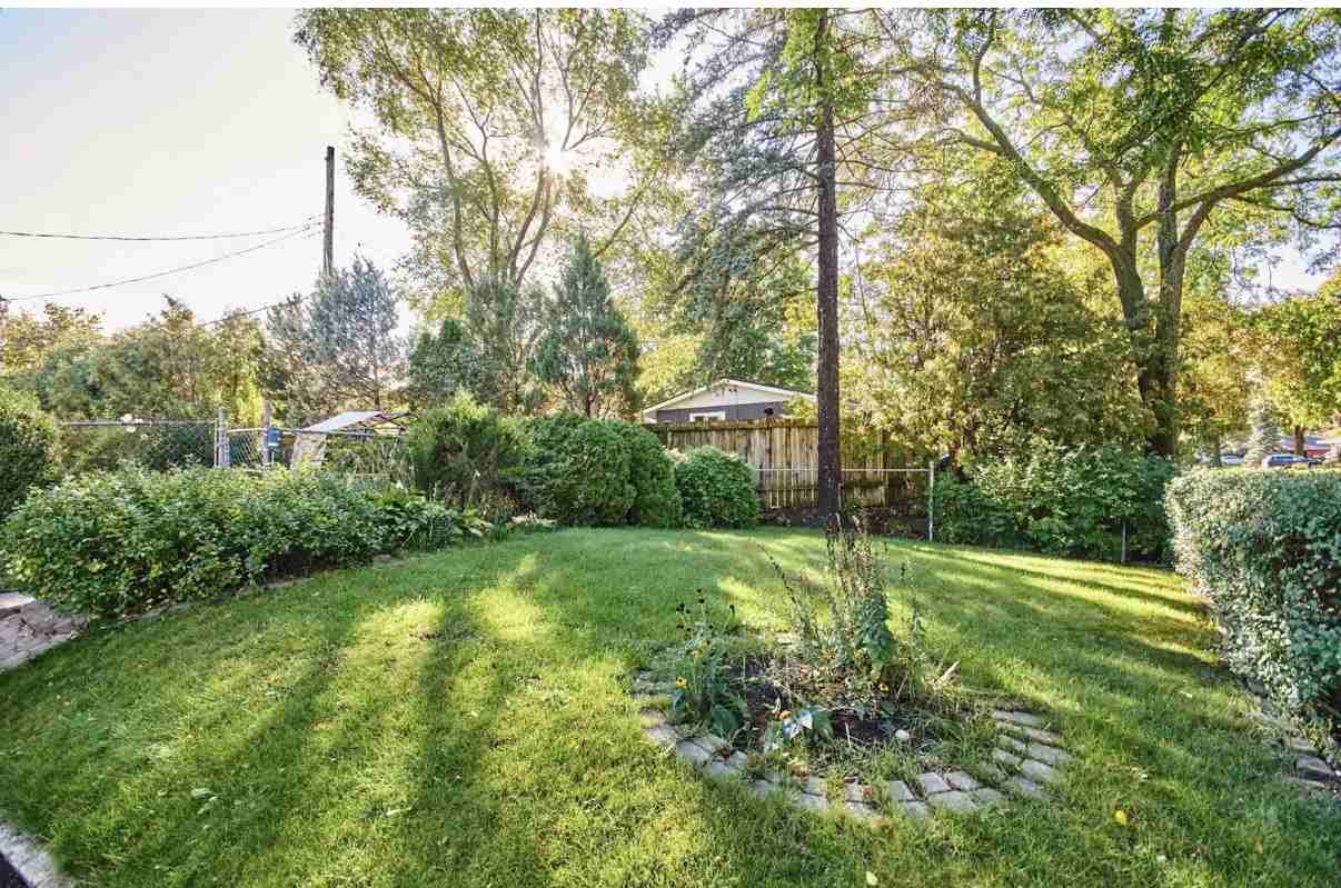 2155 Tawney Rd - Photo 3 of 8