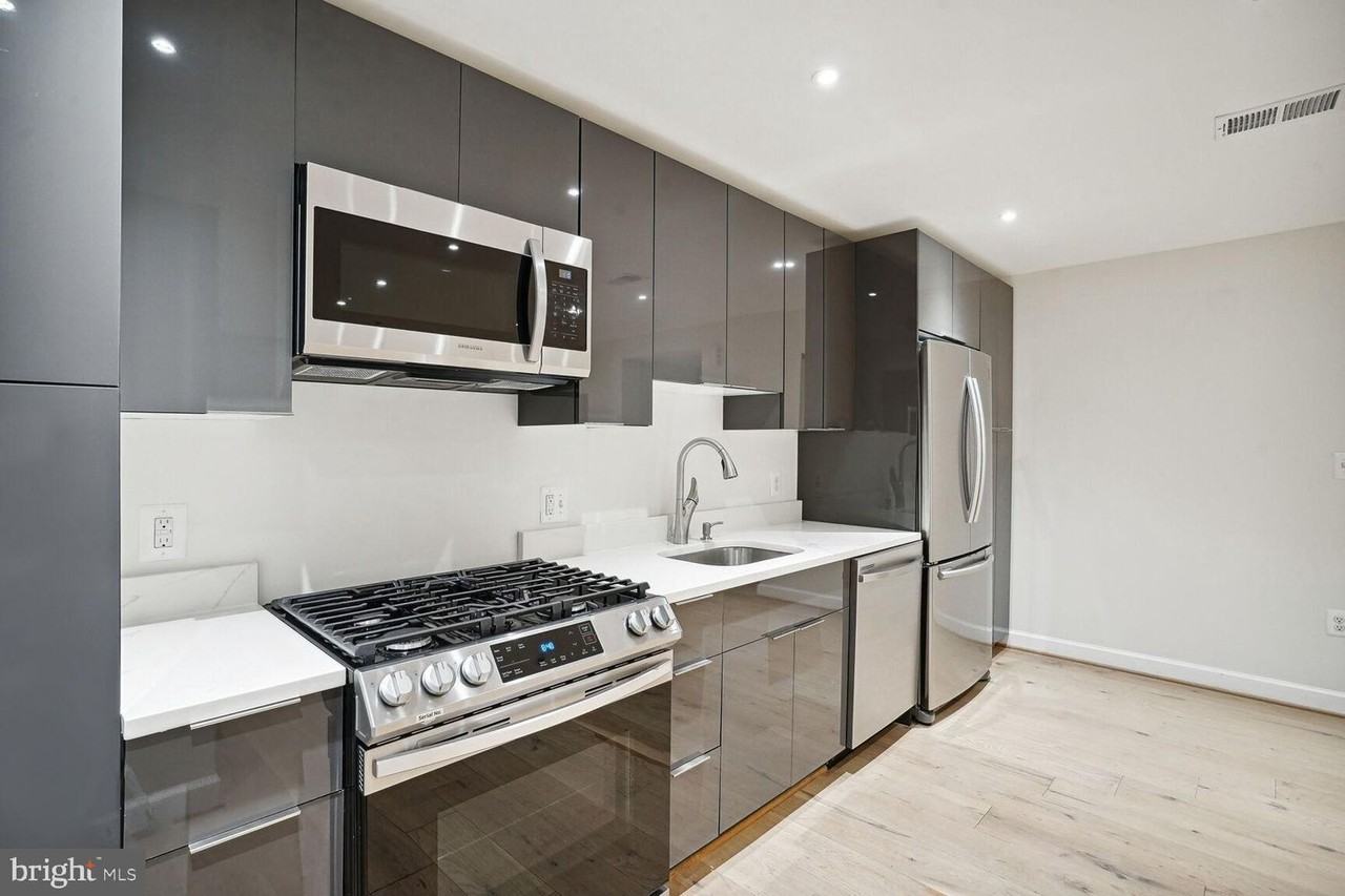 1829 13th St Nw #104 - Photo 4 of 10