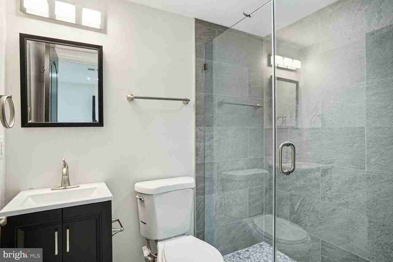 1829 13th St Nw #104 - Photo 5 of 10