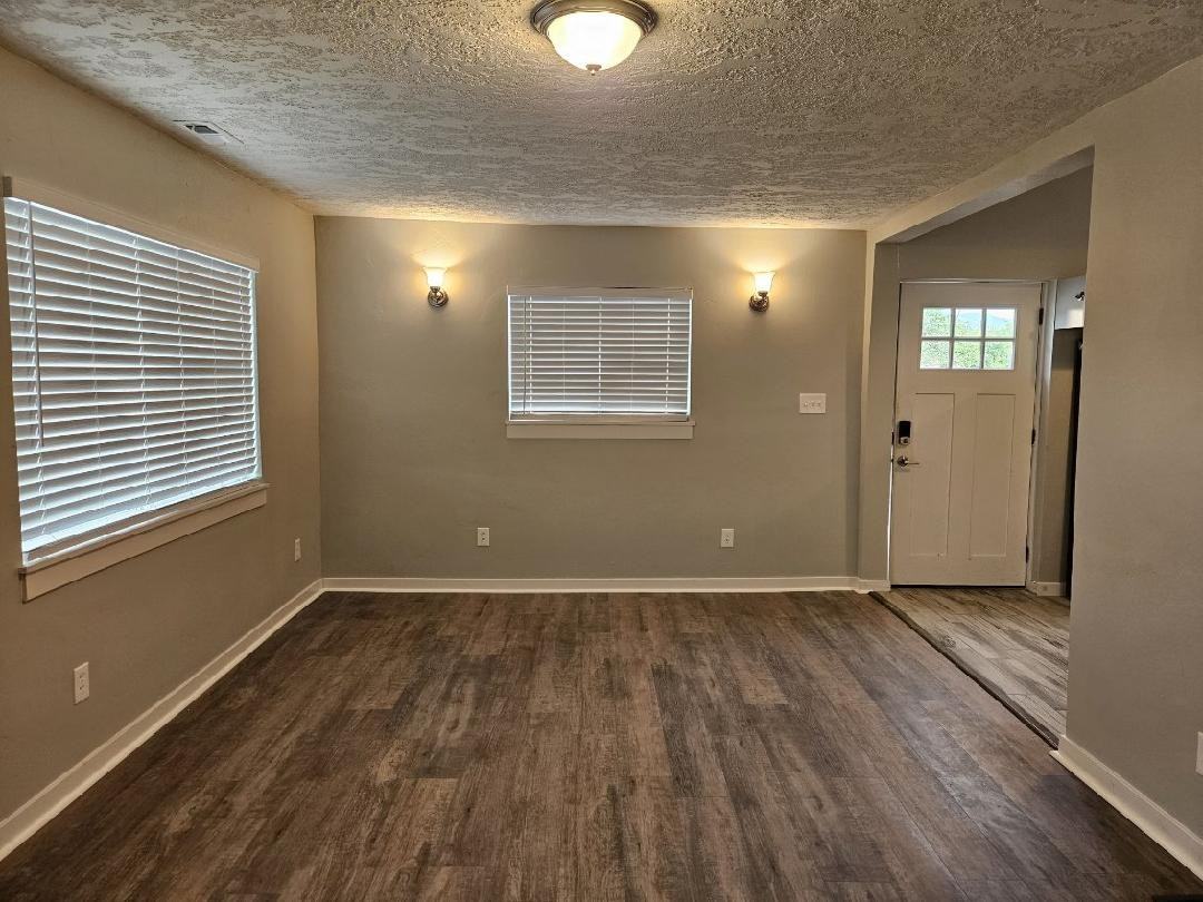 4075 W Montana St #A - Photo 2 of 11