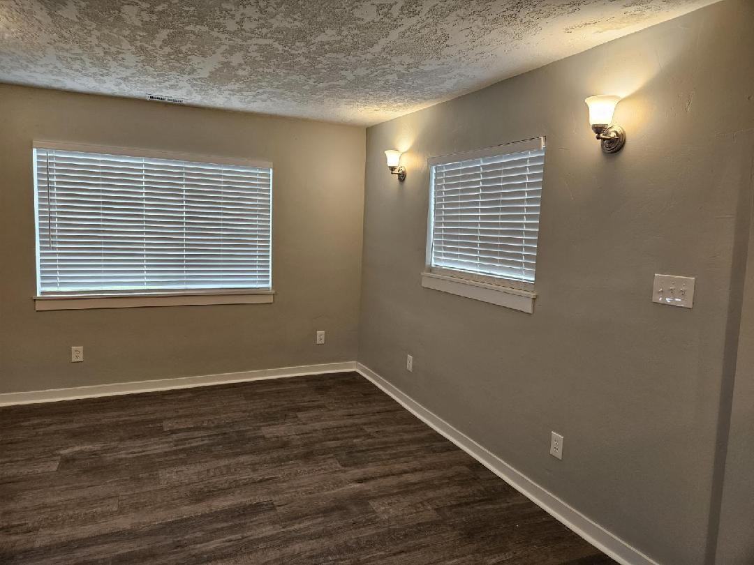 4075 W Montana St #A - Photo 3 of 11