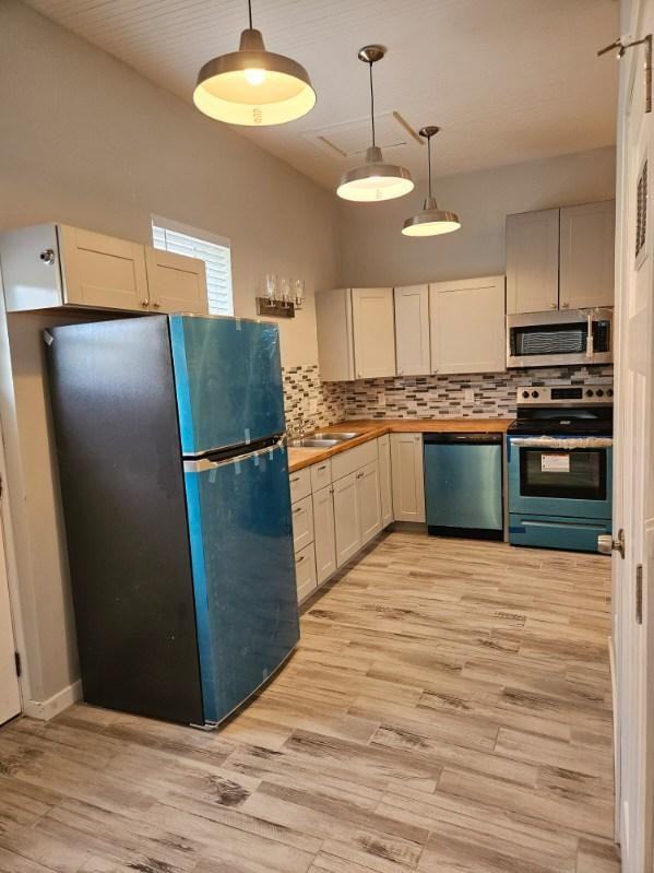 4075 W Montana St #A - Photo 6 of 11