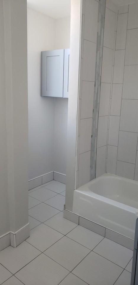 1851 S Central Park Ave #1stFL - Photo 4 of 16