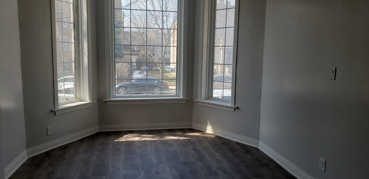 1851 S Central Park Ave #1stFL - Photo 5 of 16