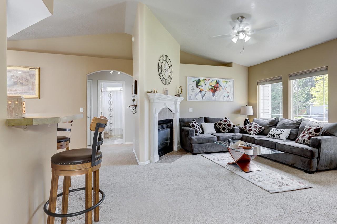 11926 Emerson St #NA - Photo 5 of 28