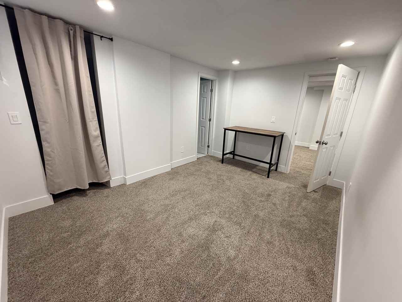 1318 E Gordon Ave - Photo 6 of 18