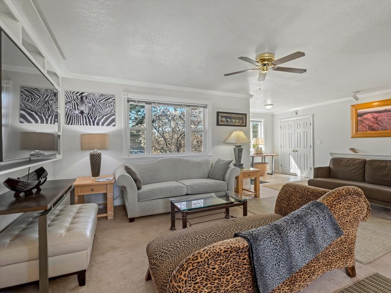 1745 E Fort Union Blvd - Photo 6 of 39