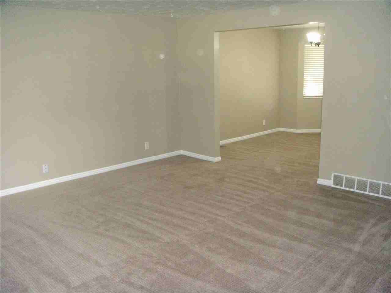 3534 Lexington Dr - Photo 4 of 22