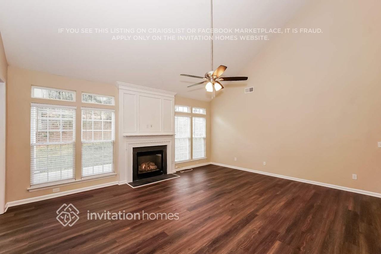 11537 Foggy Bank Ln - Photo 7 of 18