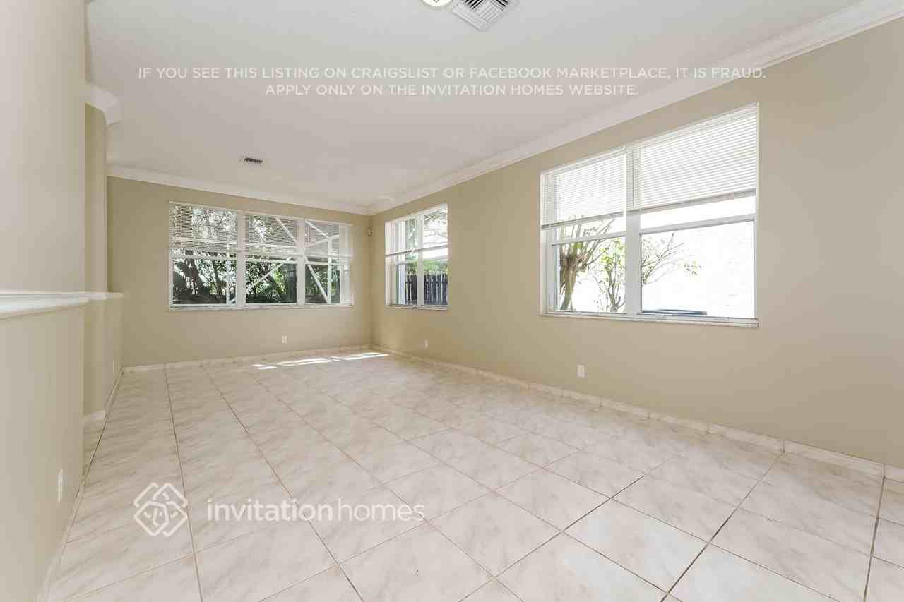 7141 Pigeon Key Way - Photo 4 of 18