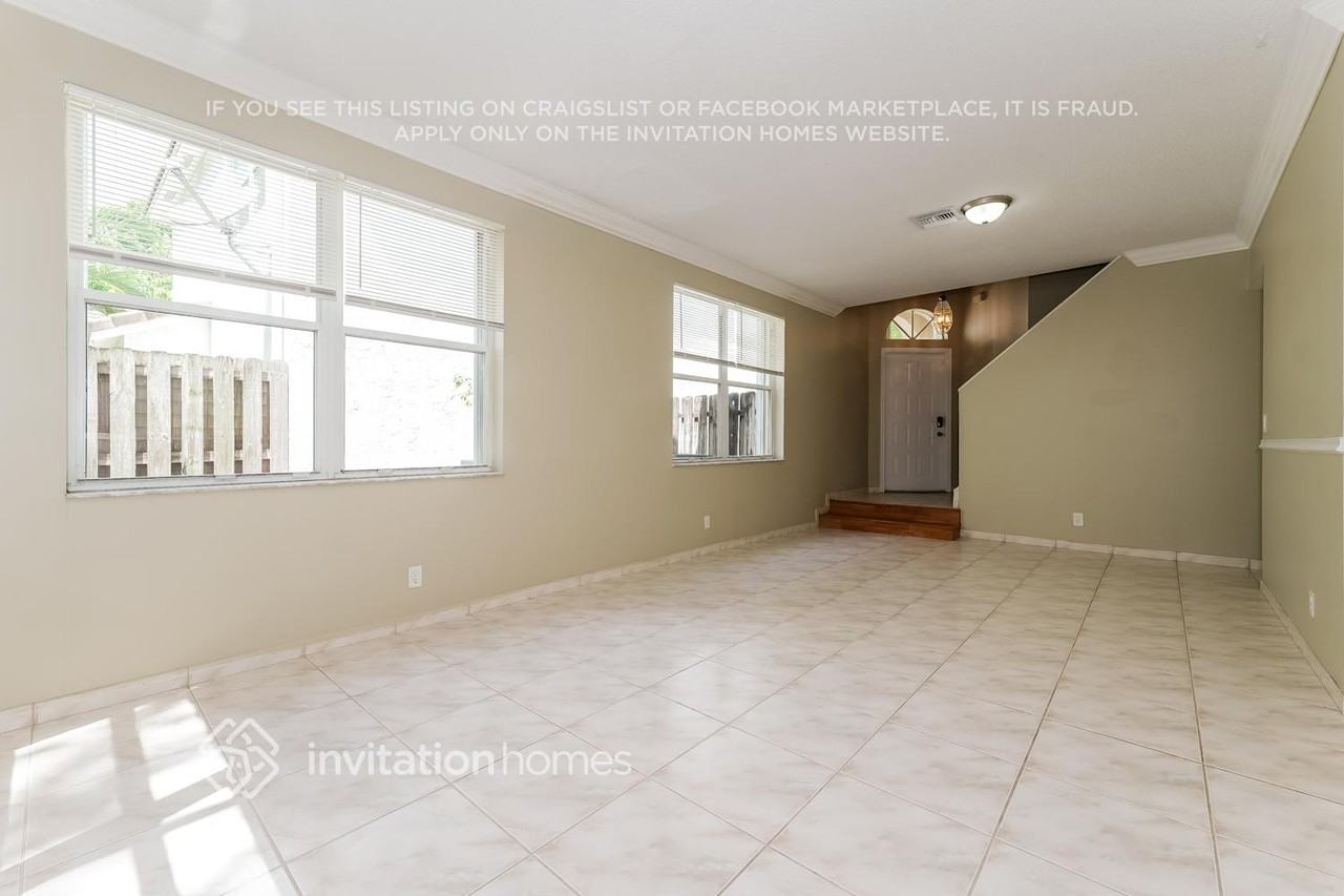 7141 Pigeon Key Way - Photo 5 of 18