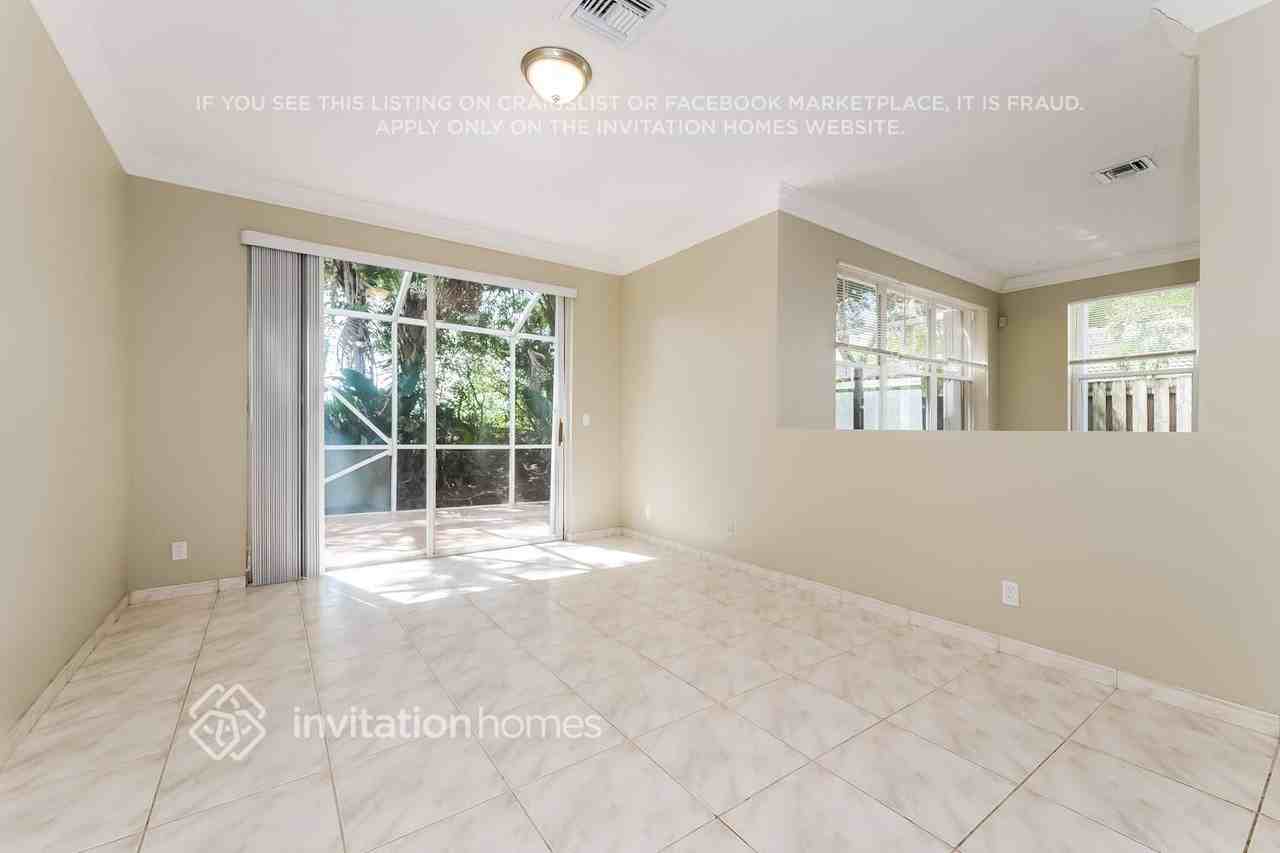 7141 Pigeon Key Way - Photo 7 of 18