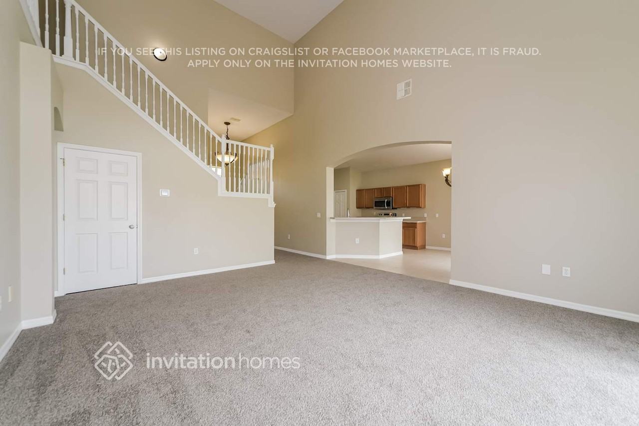 4024 Navigator Way - Photo 5 of 18