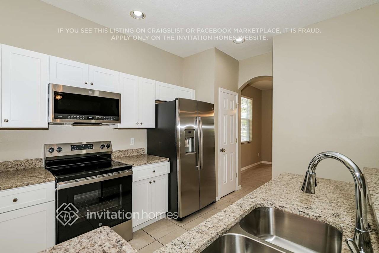 5210 New Savannah Cir - Photo 5 of 17