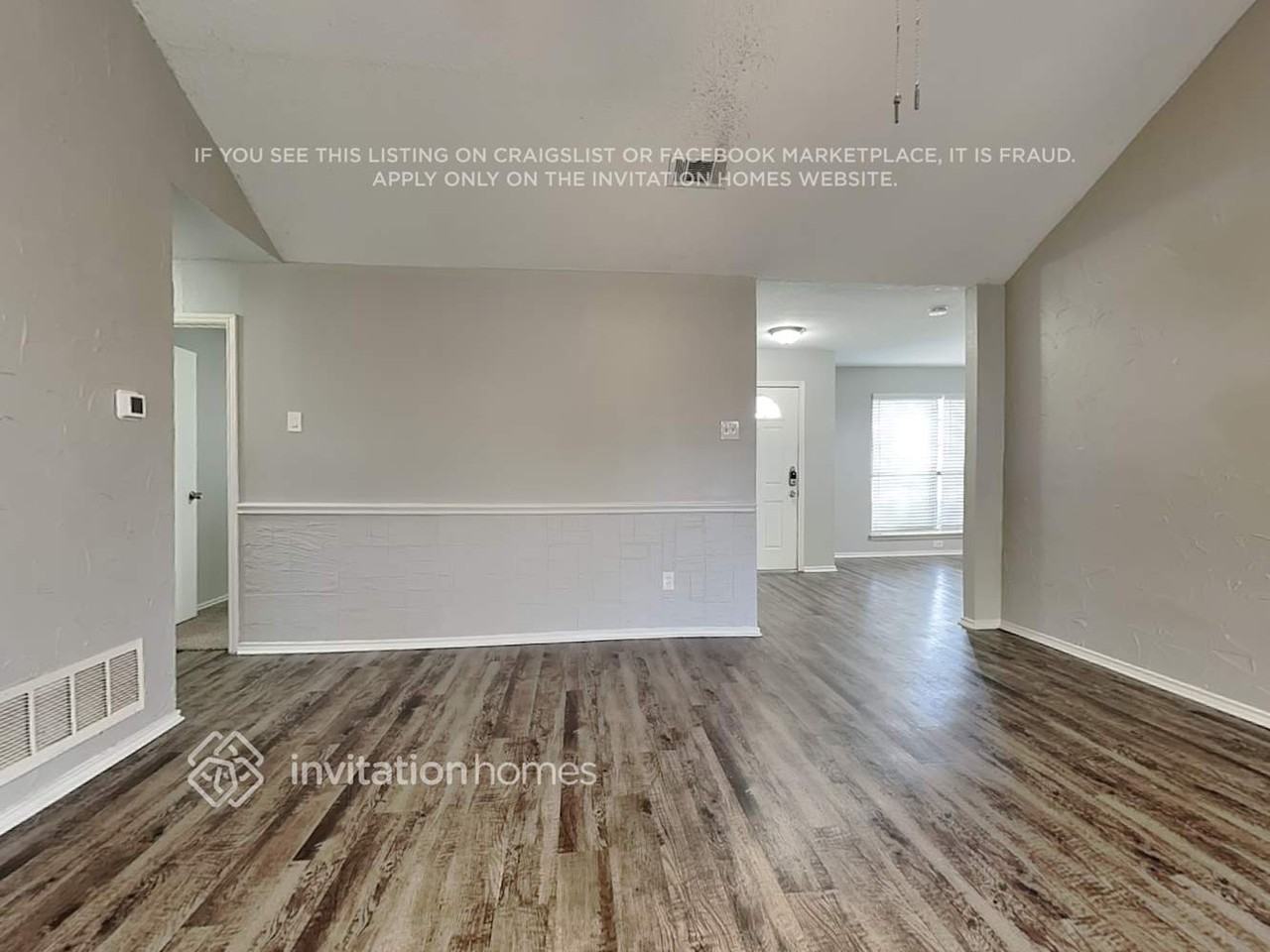 7001 Seascape Dr - Photo 3 of 9