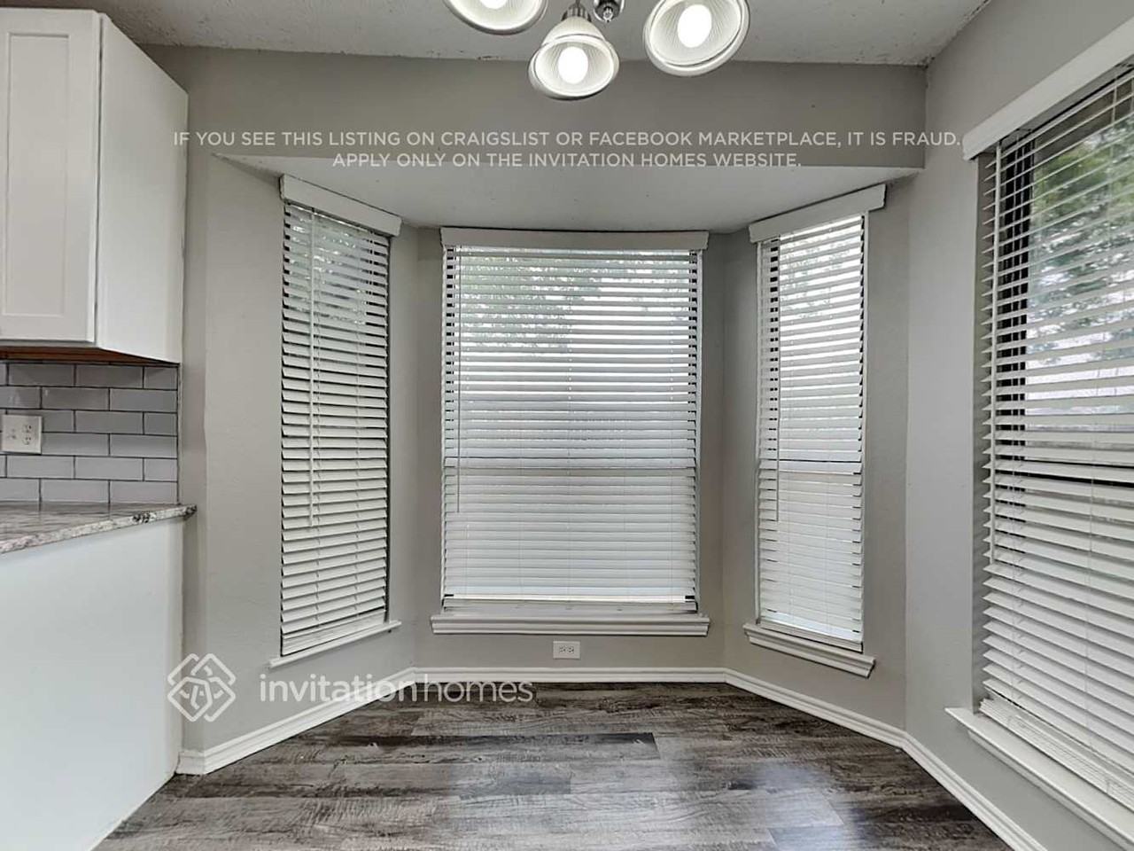 7001 Seascape Dr - Photo 4 of 9