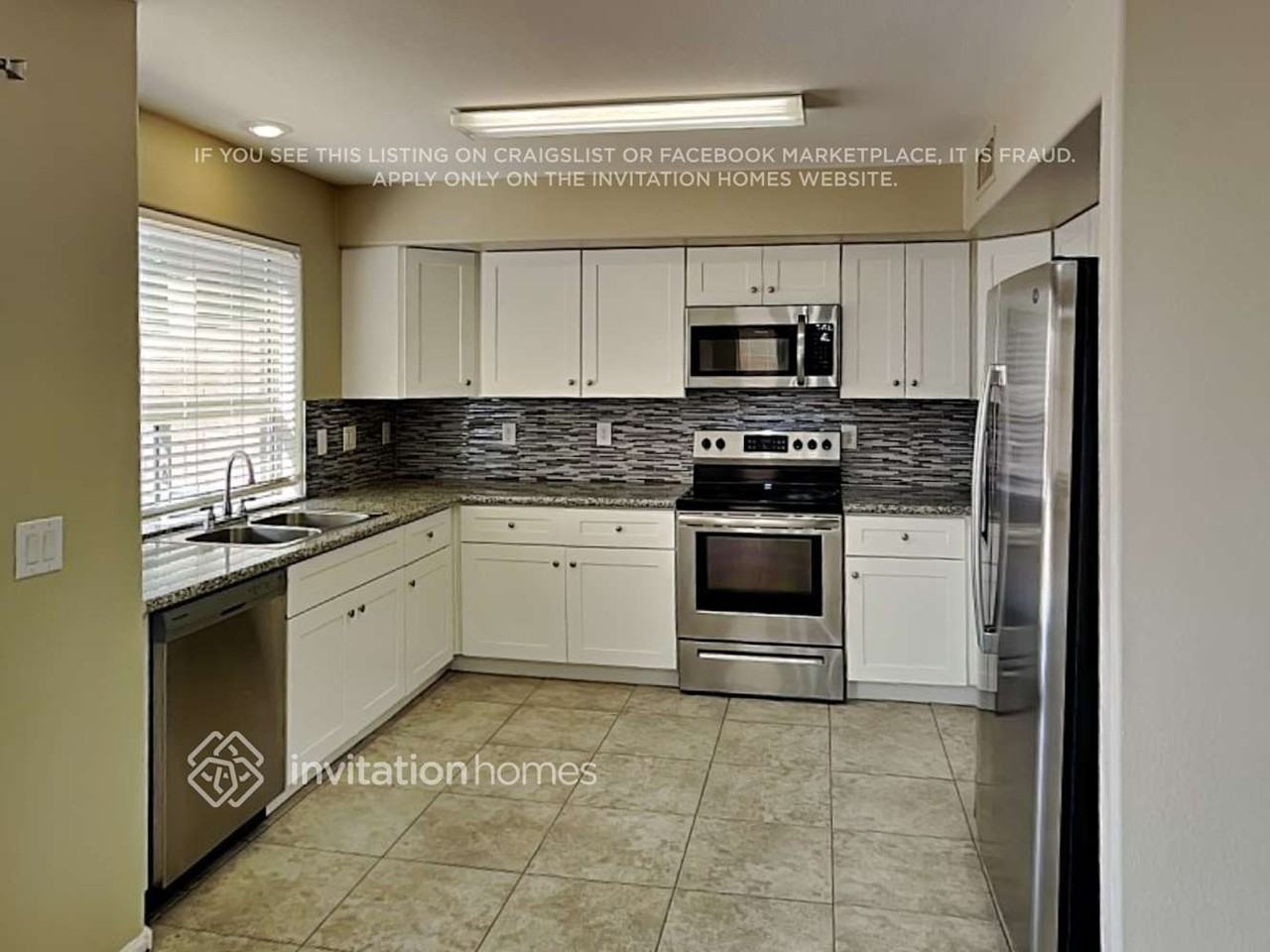 785 E Beargrass Pl - Photo 3 of 12