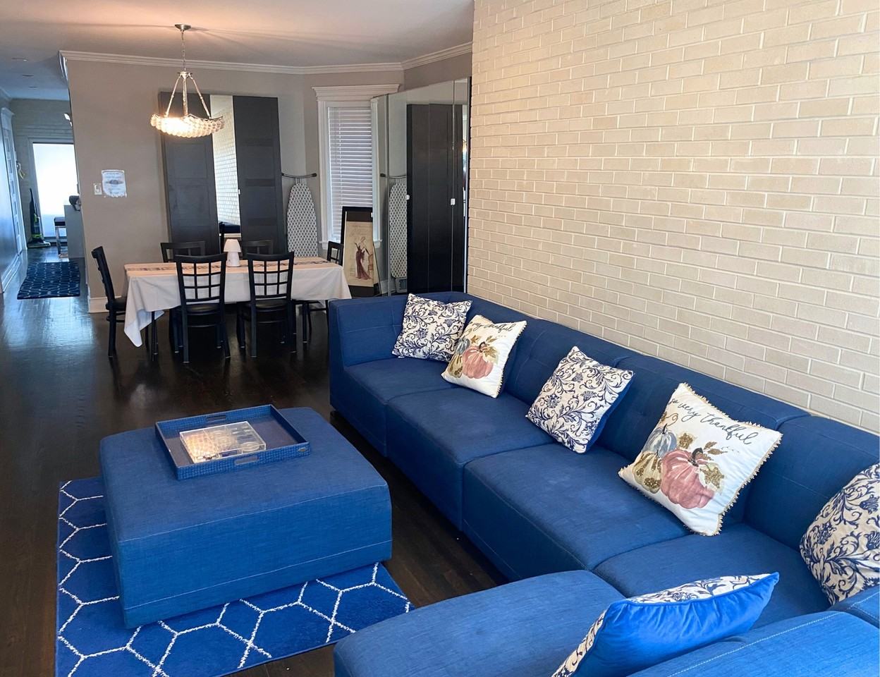 3839 N Hamlin Ave #1 - Photo 6 of 12